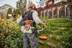 STIHL Benzínový křovinořez FS 131 STIHL Benzínový křovinořez FS 131
