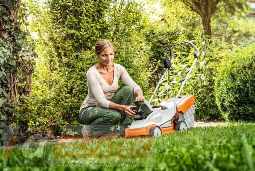 STIHL Akumulátorová sekačka RMA 235.1 SET+ (2xAK20+AL101)