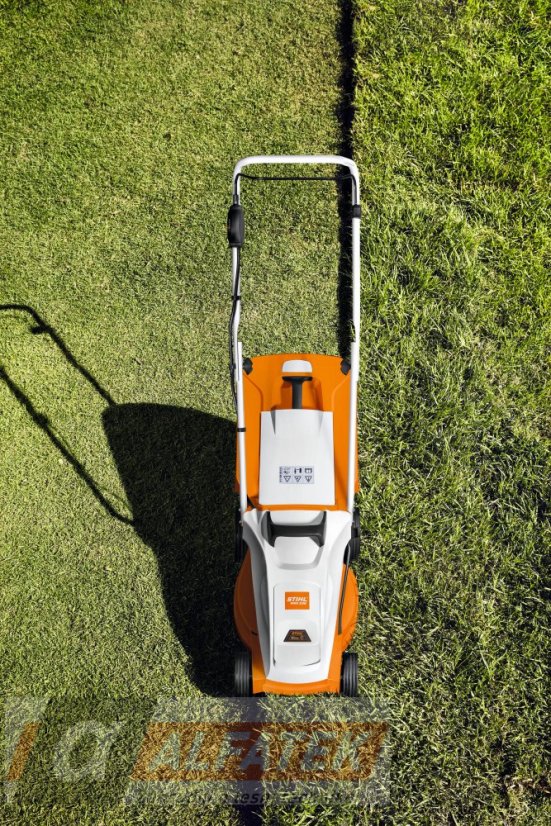 STIHL Akumulátorová sekačka RMA 235.1 SET+ (2xAK20+AL101)