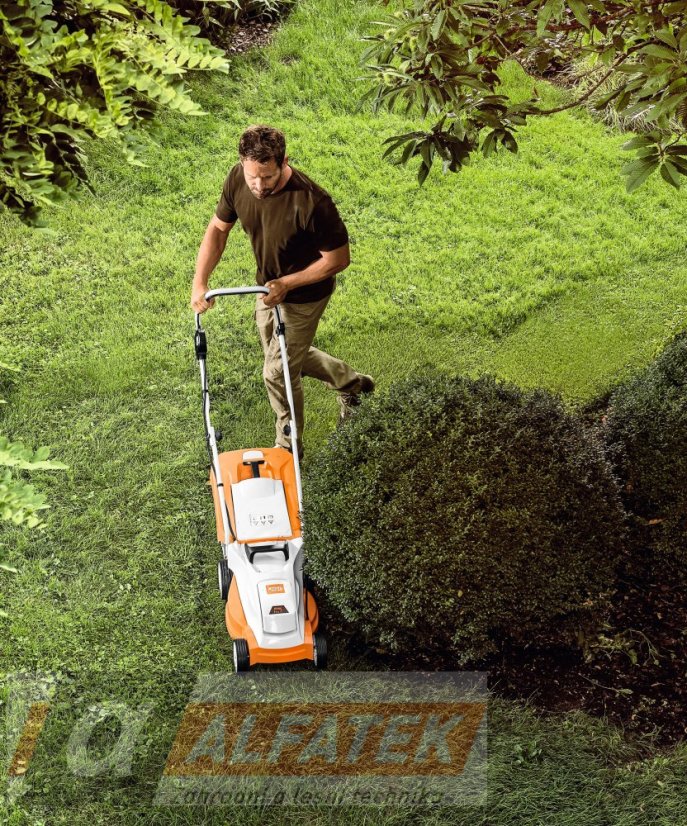 STIHL Akumulátorová sekačka RMA 235.1 SET+ (2xAK20+AL101)