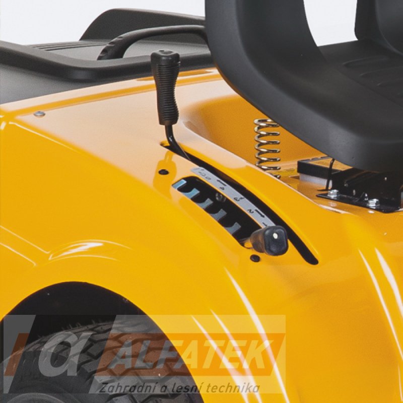Zahradní traktor CUB CADET LT3 PR105 (13AJ71BN603)