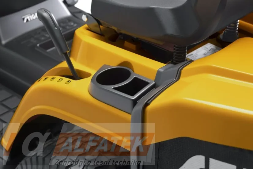 STIGA Benzínový zahradní traktor Estate 384 (2T2100481/ST1)