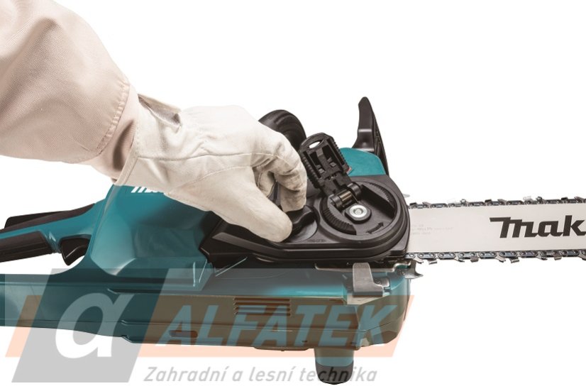 Makita Aku řetězová pila 400 mm Li-ion XGT 40V, bez aku (UC023GZ)