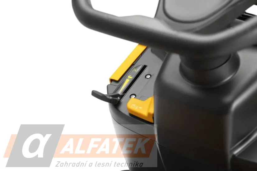 STIGA Benzínový zahradní traktor Estate 384 (2T2100481/ST1)