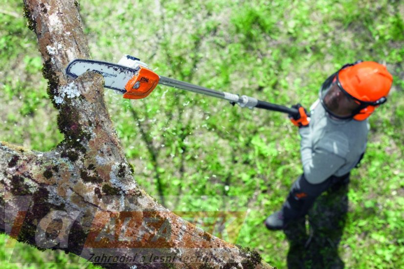STIHL Benzínová teleskopická vyvětvovací pila HT 56 C-E (41392000007)