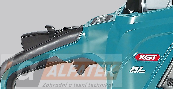 Makita Aku řetězová pila 400 mm Li-ion XGT 40V, bez aku (UC030GZ01)