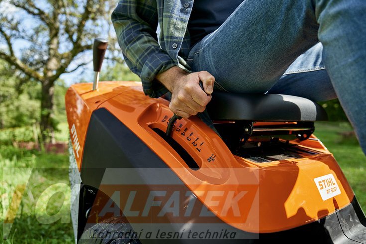 STIHL Výkonný zahradní  traktor RT 5097.1