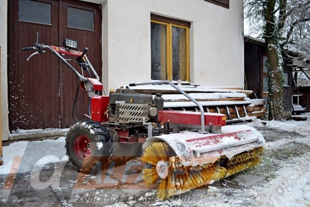 DAKR Válcový zametací kartáč SB110 (01235.145)