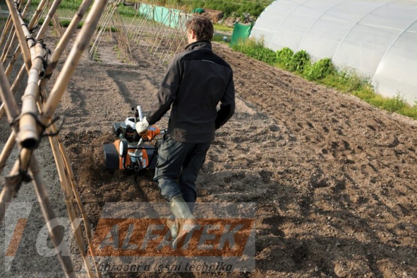 STIHL Rotační kypřič MH 445 R  Ilustrační foto