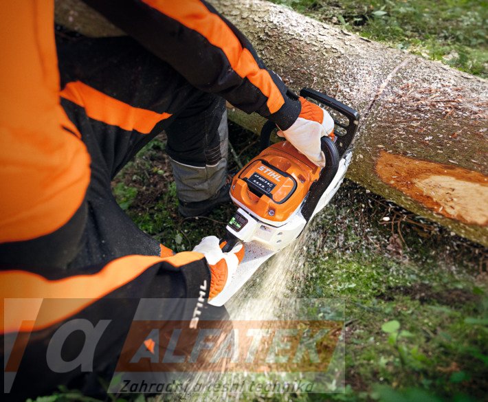STIHL Akumulátorová pila MSA 300 C-O s Akumulátorem AP 500 s + 1x AP 500 S zdarma