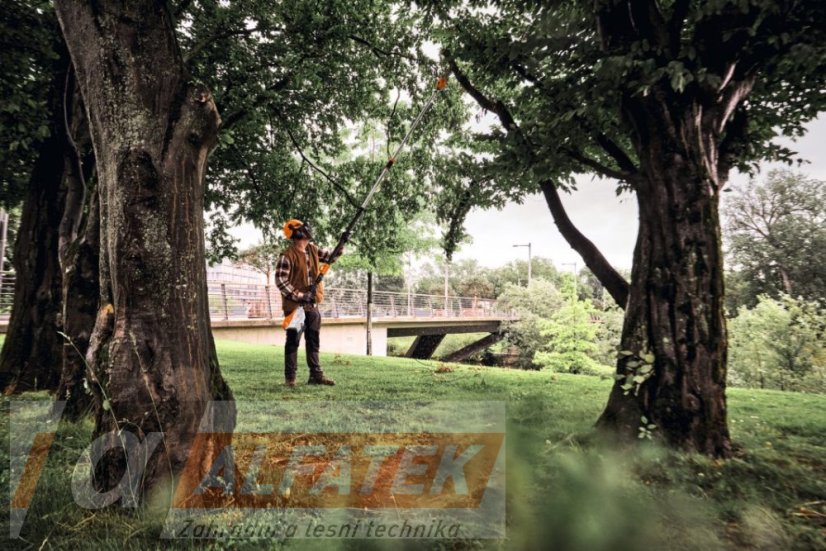 STIHL Akumulátorová vyvětvovací pila HTA 140 (LA012000055)