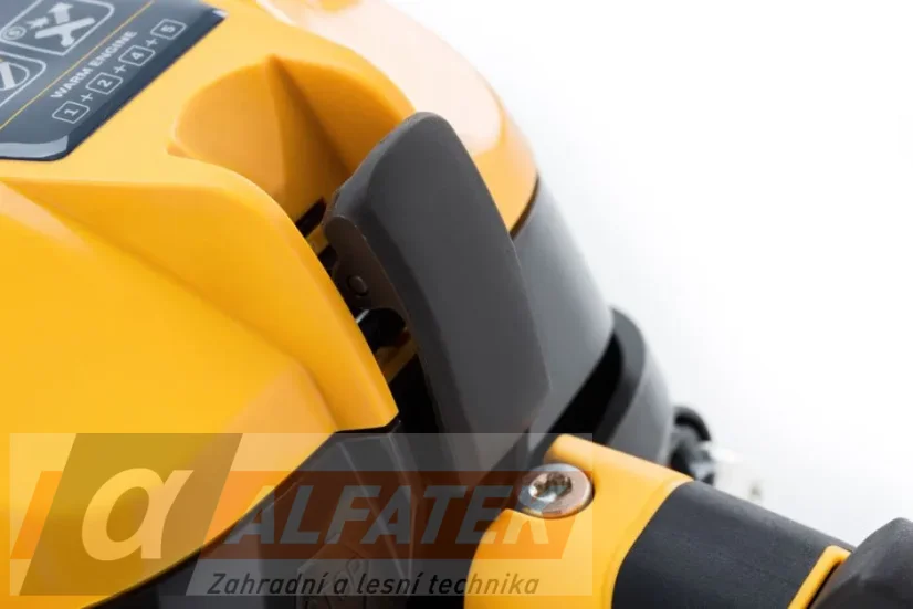 STIGA motorová pila CS 755  45 cm (240521802/ST1)