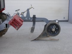 DAKR  Pohonná jednotka Panter FD5 s jednostranným pluhem (FD5 + PJ180)
