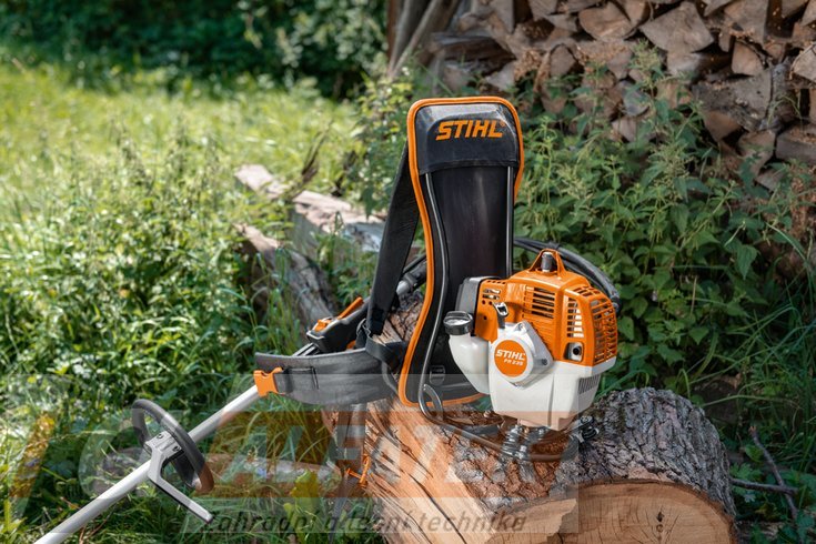 STIHL  Benzínový křovinořez zádový FR 235