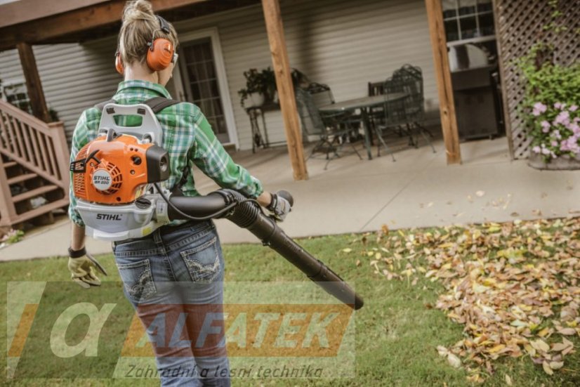 STIHL Zádový benzínový foukač STIHL BR 200 (42410111605)